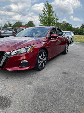 2022 Nissan Altima 2.5 SV FWD photo
