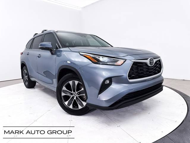 2023 Toyota Highlander XLE FWD photo