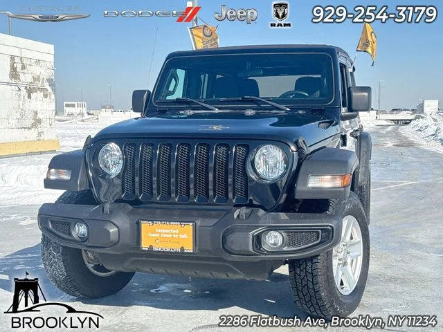 2022 Jeep Wrangler Unlimited Unlimited Willys Sport 4WD photo