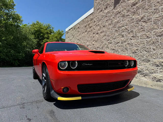 2023 Dodge Challenger R/T Scat Pack RWD photo