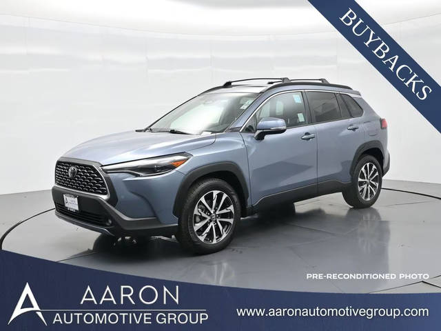 2023 Toyota Corolla Cross XLE FWD photo