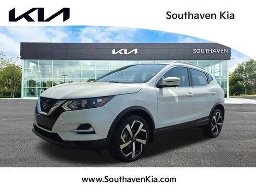 2022 Nissan Rogue Sport SL FWD photo