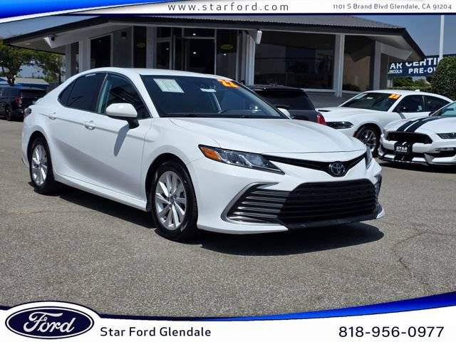 2022 Toyota Camry LE FWD photo