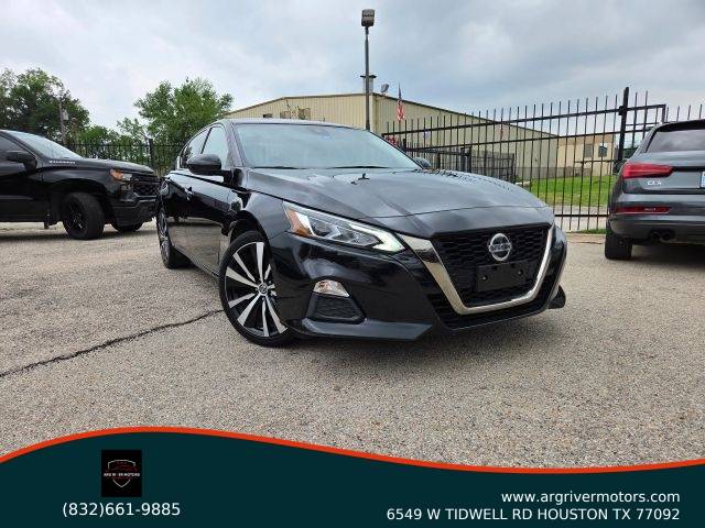 2020 Nissan Altima 2.5 SR FWD photo