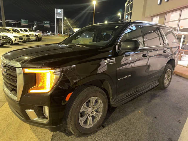 2023 GMC Yukon SLE RWD photo