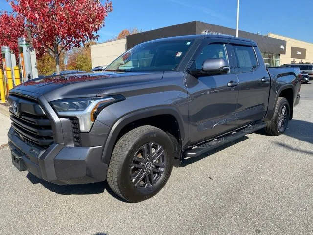 2023 Toyota Tundra SR5 4WD photo