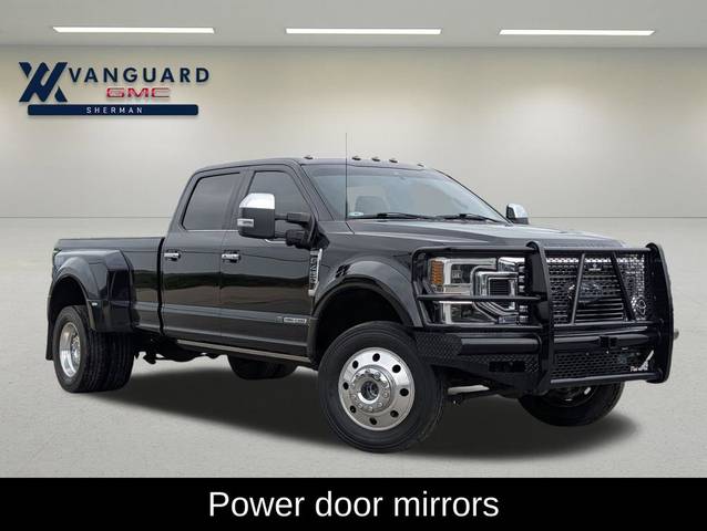 2021 Ford F-450 Super Duty Platinum 4WD photo