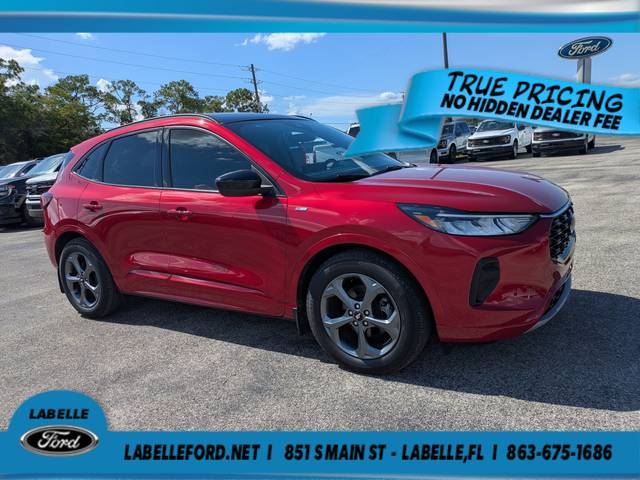 2023 Ford Escape ST-Line FWD photo