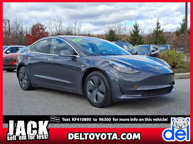 2019 Tesla Model 3 Standard Range RWD photo