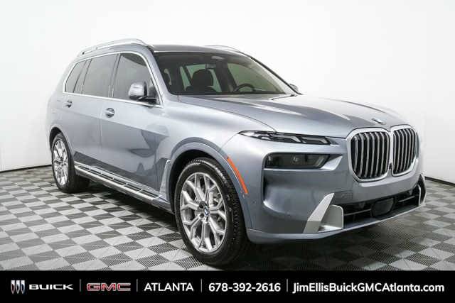 2023 BMW X7 xDrive40i AWD photo