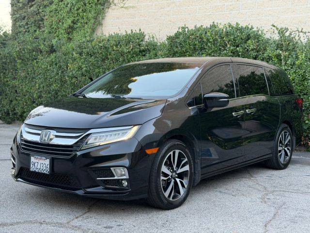 2018 Honda Odyssey Elite FWD photo