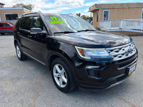 2019 Ford Explorer XLT FWD photo