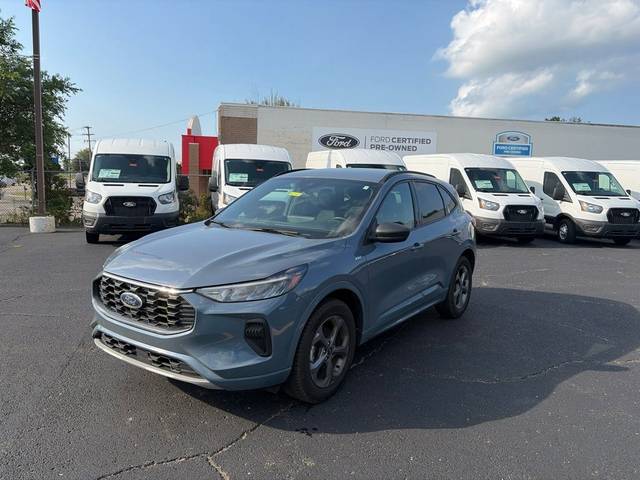 2023 Ford Escape ST-Line AWD photo