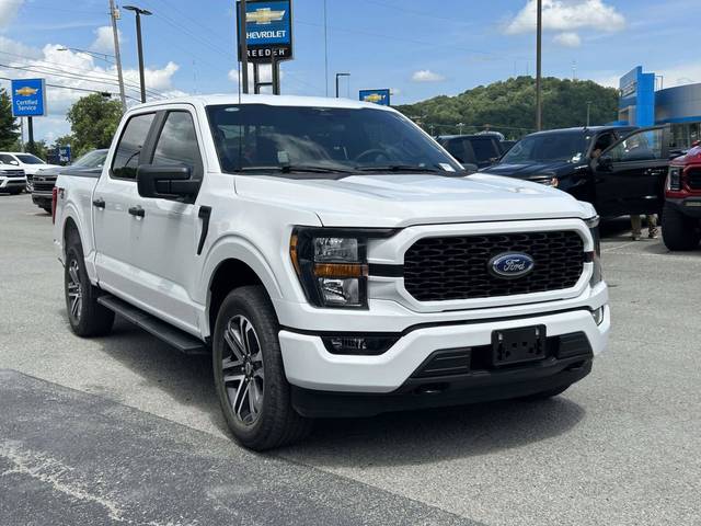 2023 Ford F-150 XL 4WD photo