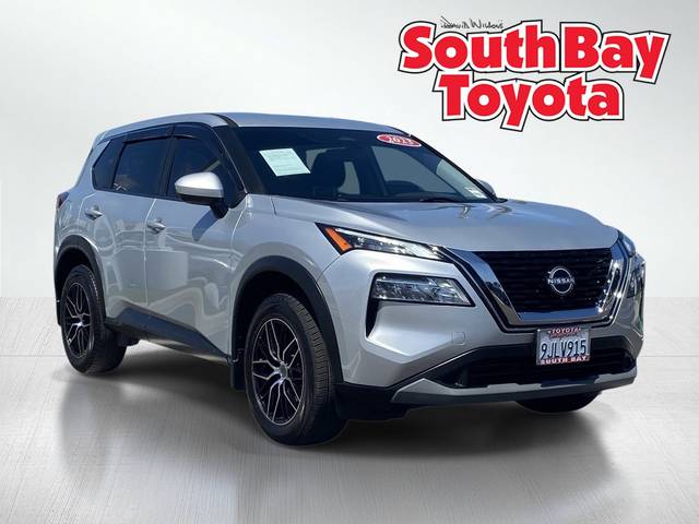 2023 Nissan Rogue SV FWD photo
