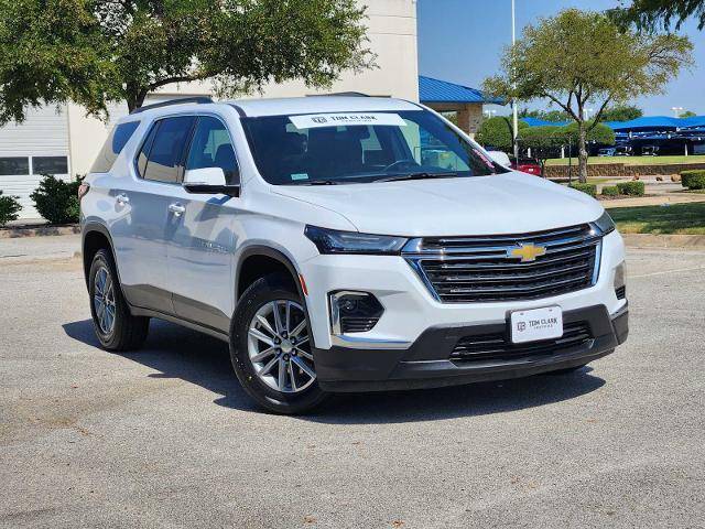 2023 Chevrolet Traverse LT Cloth FWD photo