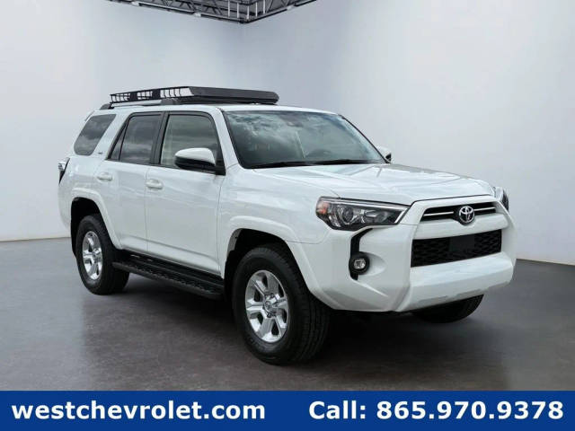 2023 Toyota 4Runner SR5 4WD photo