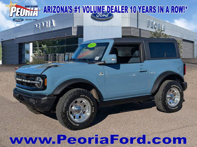 2023 Ford Bronco 2 Door Outer Banks 4WD photo