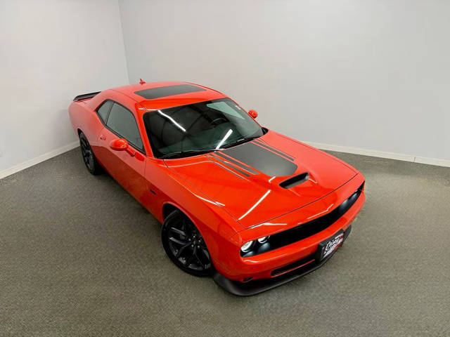 2023 Dodge Challenger R/T RWD photo