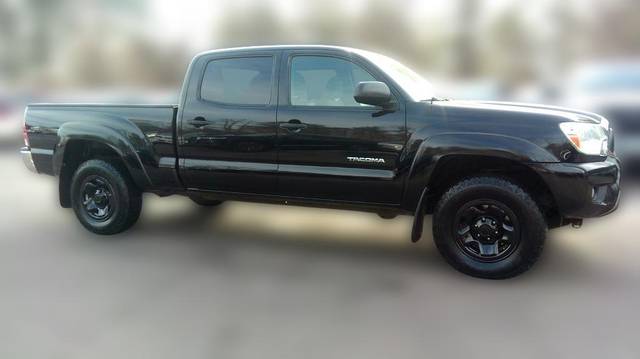 2015 Toyota Tacoma  4WD photo