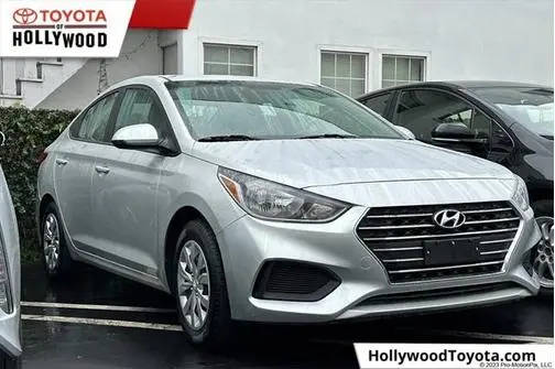 2021 Hyundai Accent SE FWD photo