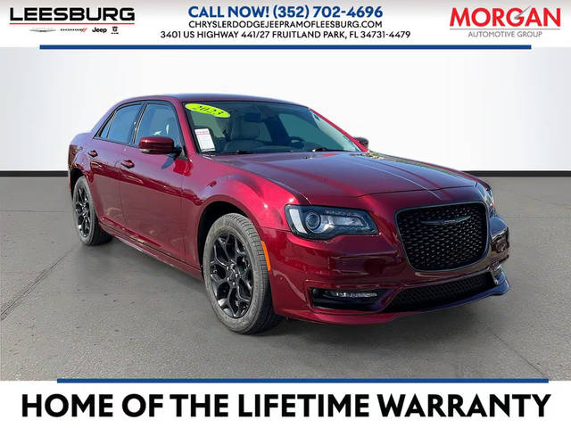 2023 Chrysler 300 Touring L AWD photo