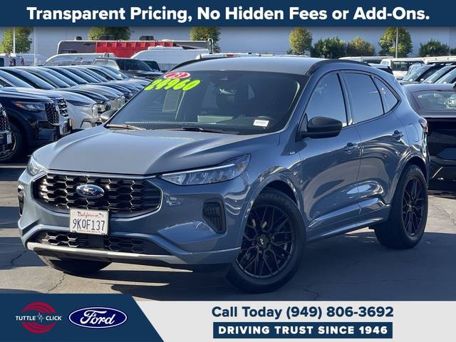 2023 Ford Escape ST-Line FWD photo