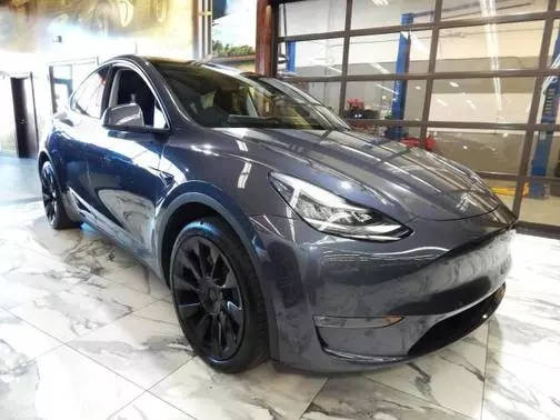 2021 Tesla Model Y Long Range AWD photo