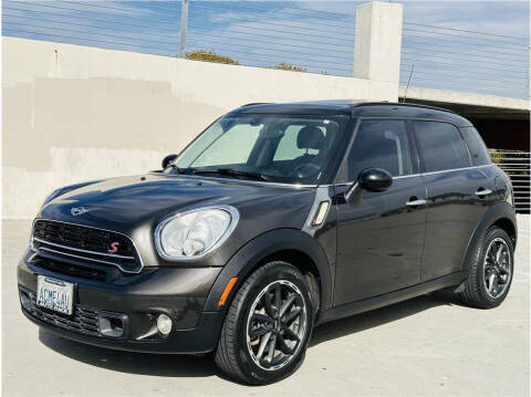 2015 MINI Countryman S FWD photo