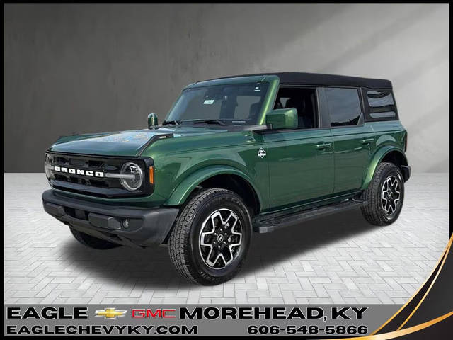 2023 Ford Bronco 4 Door Outer Banks 4WD photo