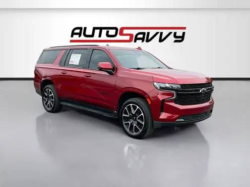 2023 Chevrolet Suburban RST 4WD photo
