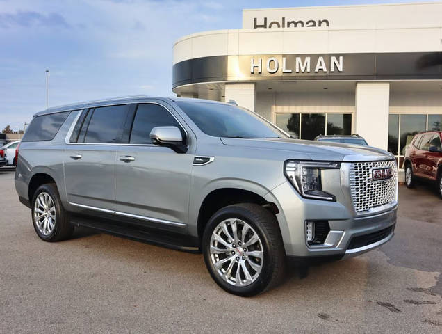 2023 GMC Yukon XL Denali 4WD photo