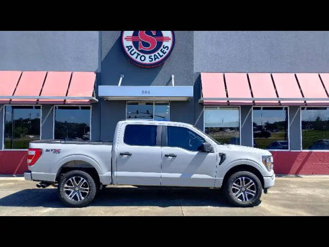 2023 Ford F-150 XL 4WD photo