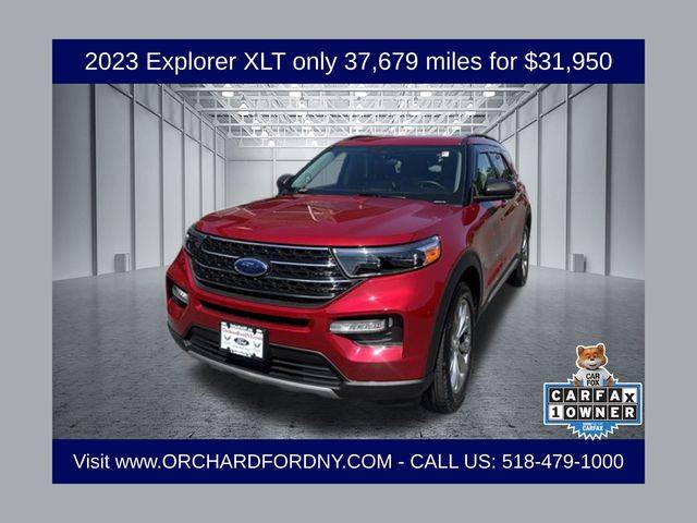 2023 Ford Explorer XLT 4WD photo