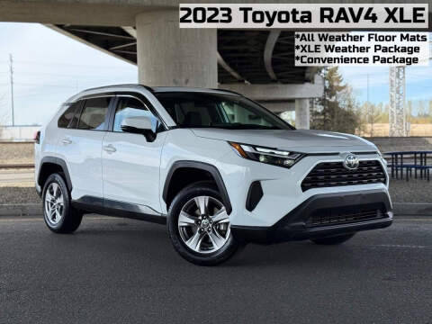 2023 Toyota RAV4 XLE AWD photo