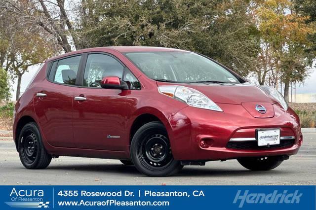 2015 Nissan Leaf S FWD photo