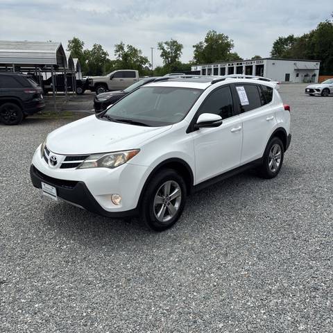 2015 Toyota RAV4 XLE FWD photo