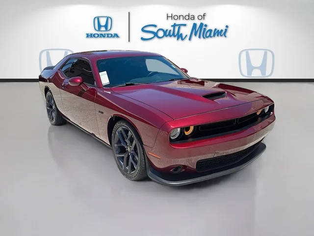 2023 Dodge Challenger R/T RWD photo