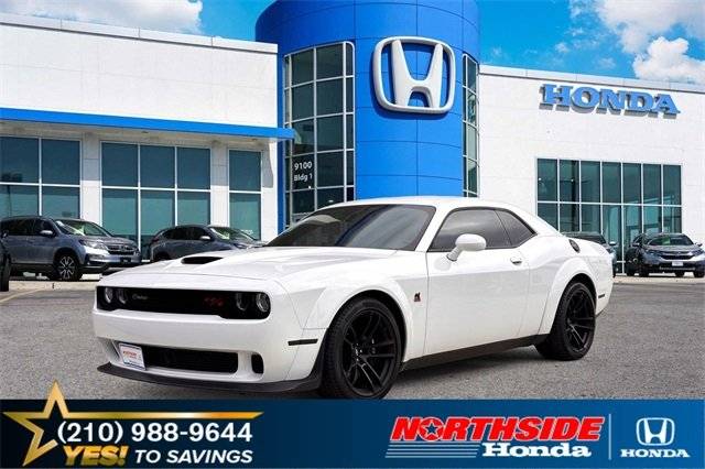 2023 Dodge Challenger R/T Scat Pack Widebody RWD photo