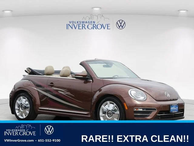 2017 Volkswagen Beetle 1.8T SEL FWD photo