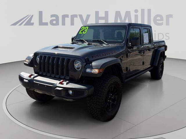 2023 Jeep Gladiator Mojave 4WD photo