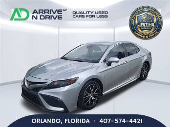 2022 Toyota Camry SE FWD photo