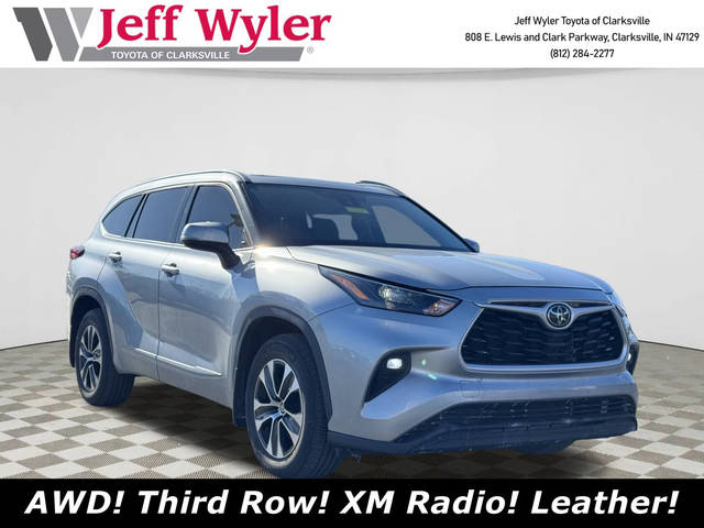 2022 Toyota Highlander XLE FWD photo
