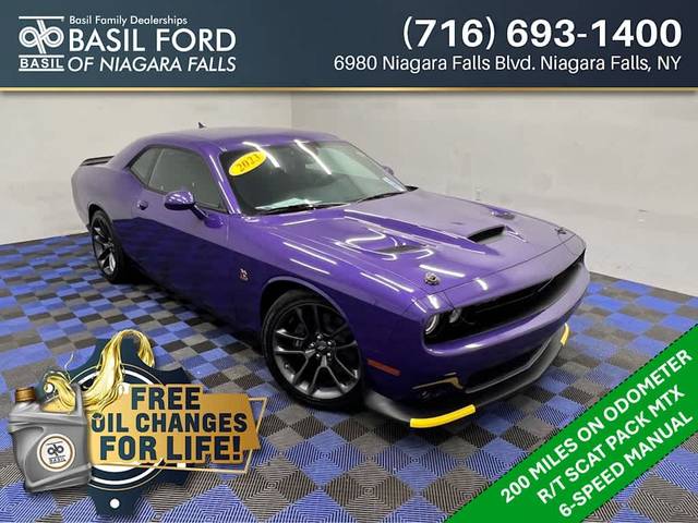 2023 Dodge Challenger R/T Scat Pack RWD photo
