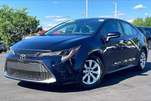 2022 Toyota Corolla LE FWD photo