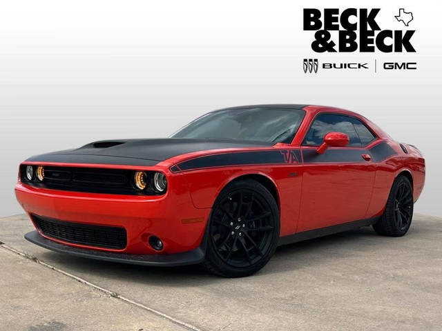 2023 Dodge Challenger R/T Scat Pack RWD photo