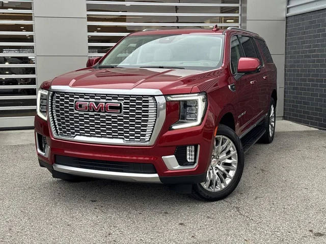 2023 GMC Yukon XL Denali 4WD photo
