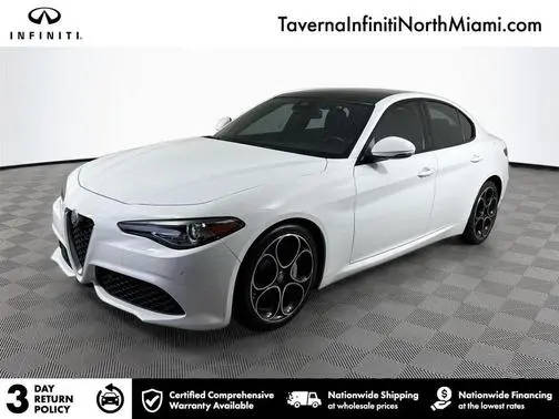 2022 Alfa Romeo Giulia Ti RWD photo