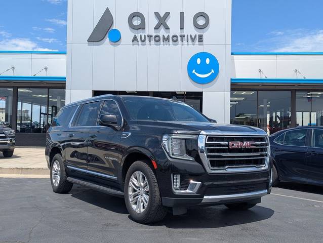 2023 GMC Yukon XL SLT 4WD photo