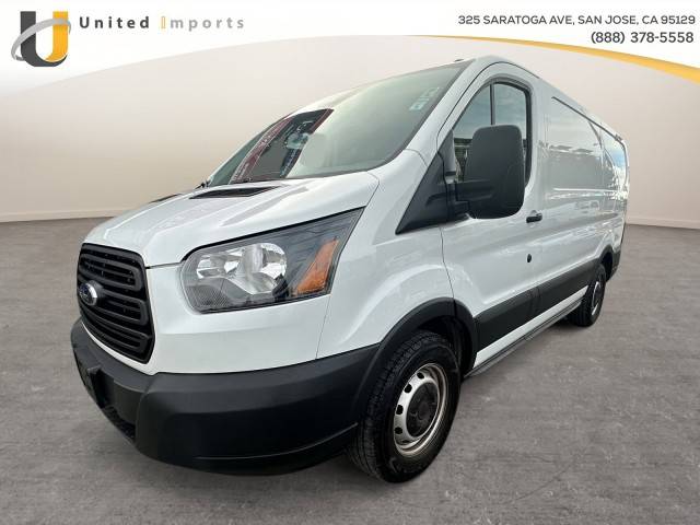 2019 Ford Transit Van  RWD photo